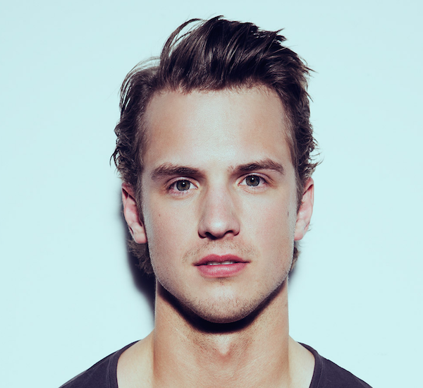 Freddie Stroma